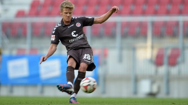 画像6: ザンクトパウリ 2014/15 ホーム ユニフォーム ベントレー・バックスター・バン 直筆サイン入り 選手実支給品 Mサイズ クラブ証明書付き hummel