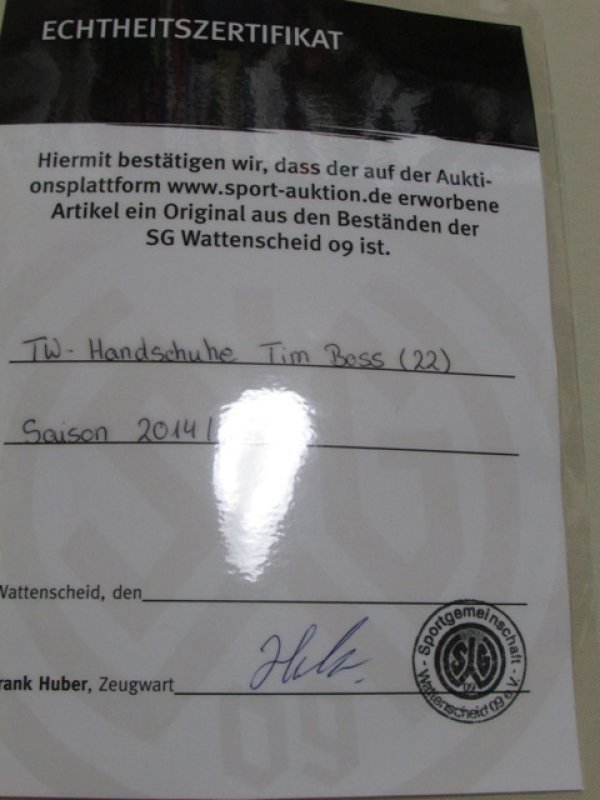 画像3: ヴァッテンシャイト14/15 ティム・ボス　ゴールキーパーグローブ　直筆サイン入り　選手実使用 証明書付き