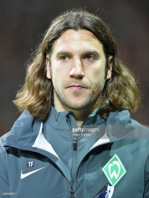 画像4: ブレーメン14/15 トルステン・フリンクス　レインジャケット　スタッフ実使用